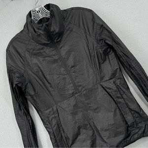 Lululemon Run With It Jacket Womens 6 Black Glyde 1/2 Zip Light Packable W4ABGS